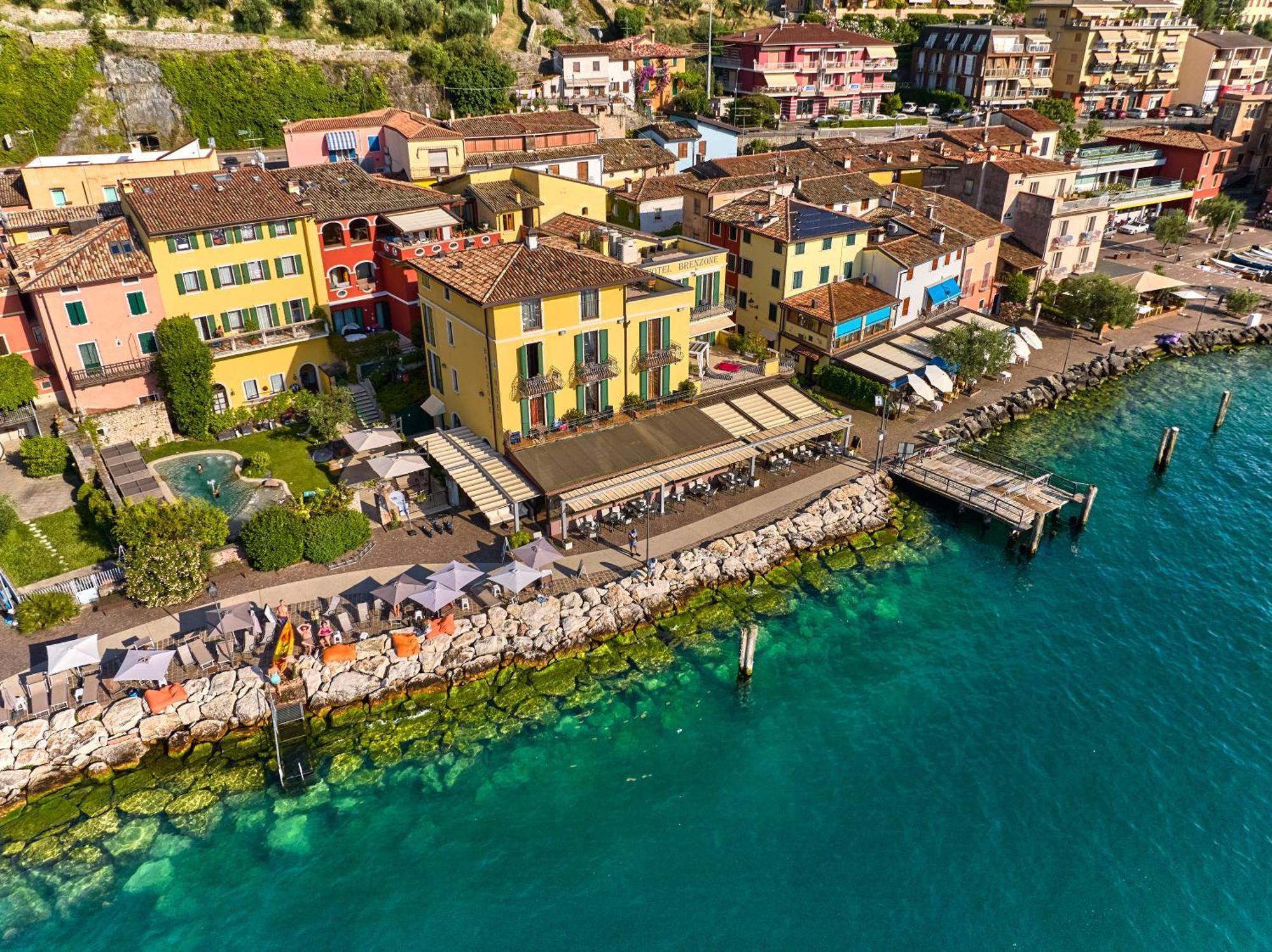 Lake Front Hotel Brenzone Exterior photo